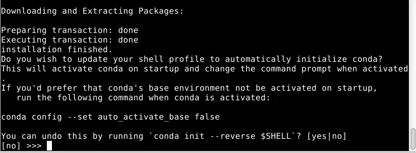 Prompt de comando do Linux exibindo a solicitação do Anaconda para que ele inicie junto do terminal.