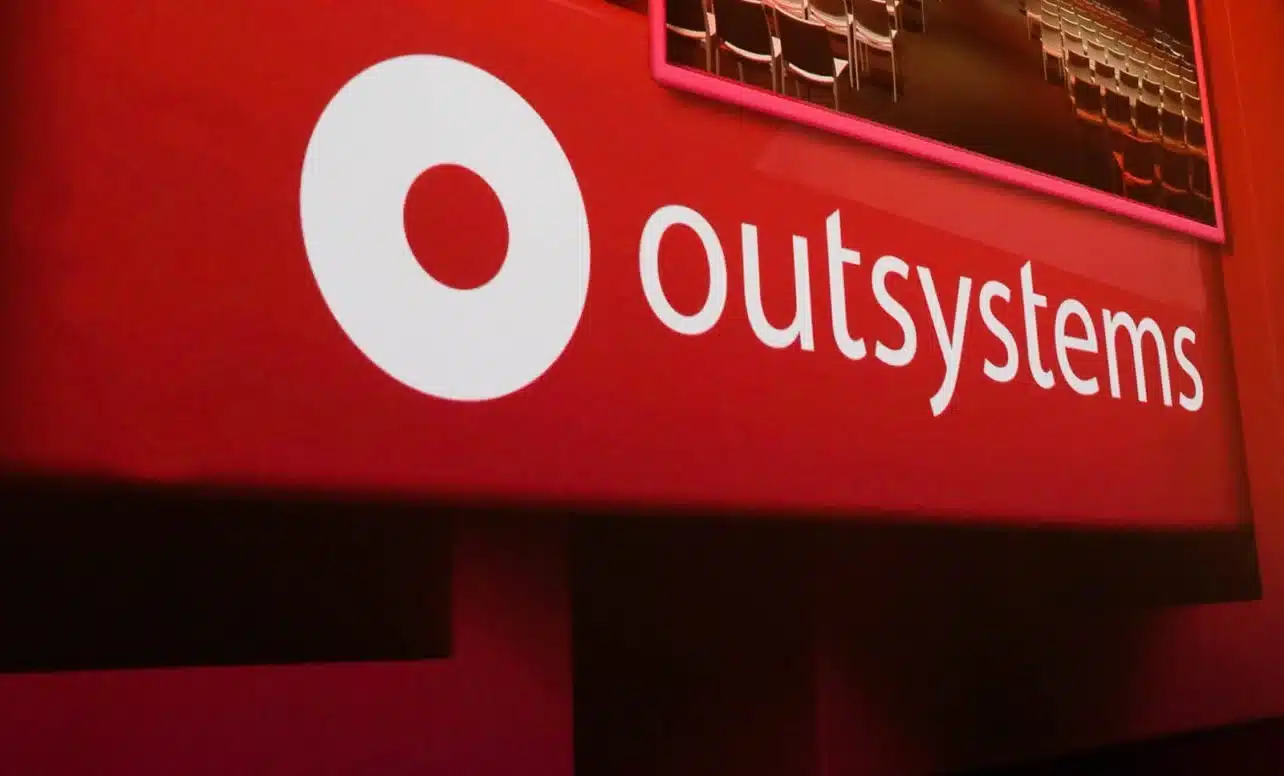 OutSystems o que é